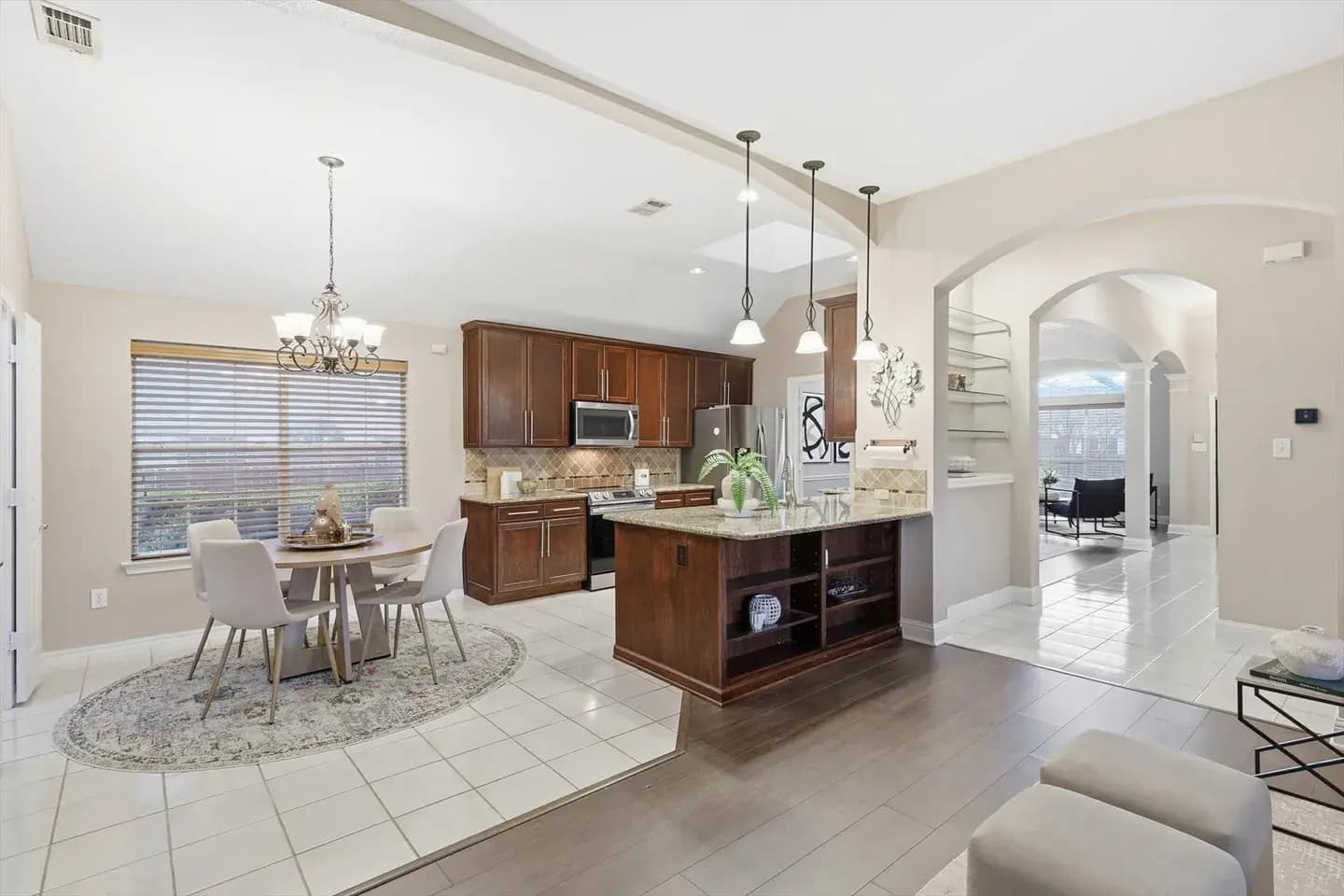 Home staging project 38