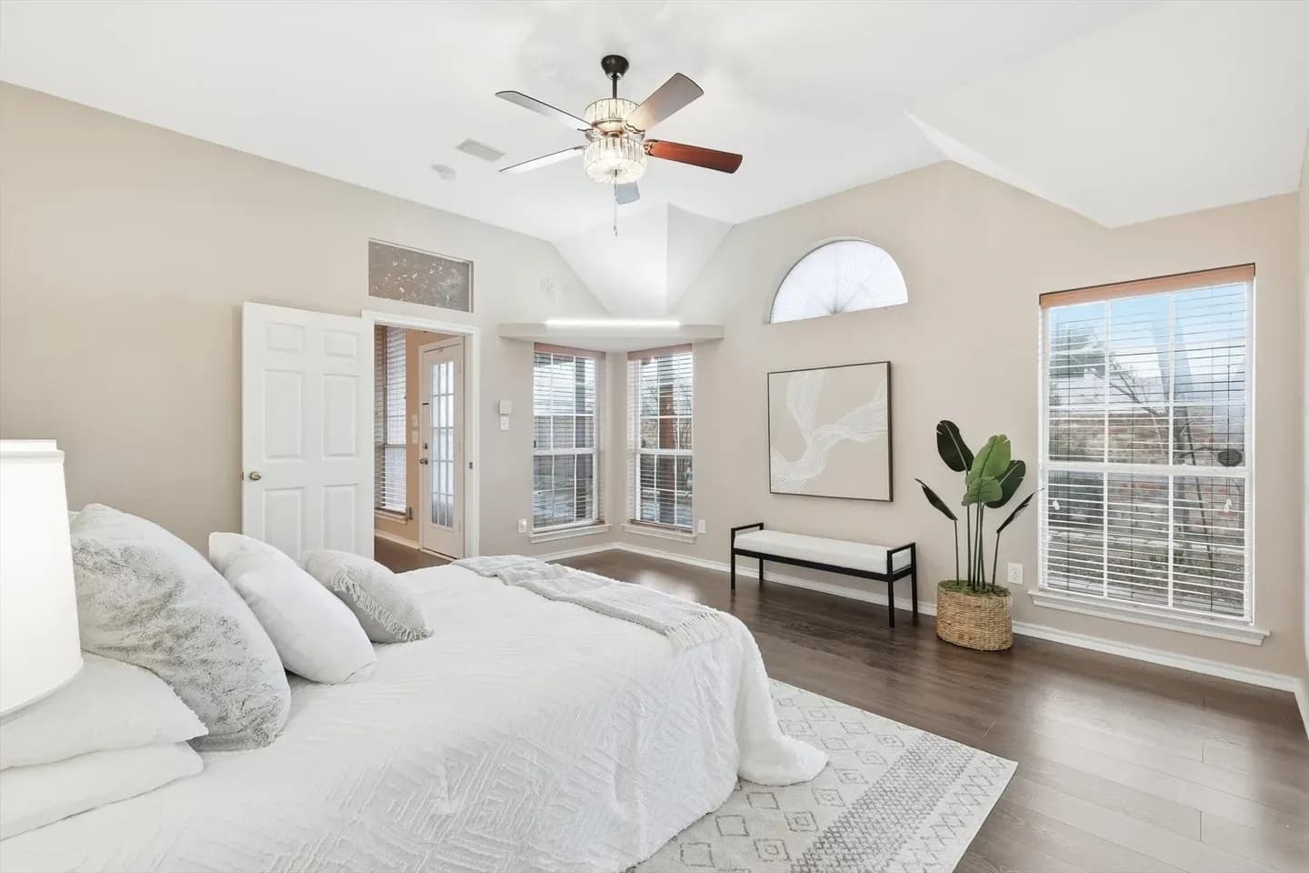 Home staging project 64