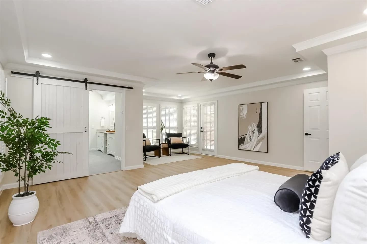 Home staging project 65